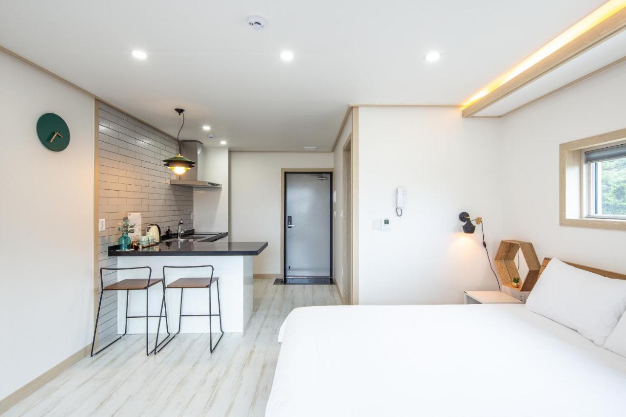 Villa Jeju Abientot Seogwipo Exterior foto